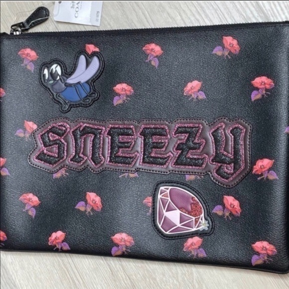 Coach Disney Snow White Pouch black with pinkish colored flowers - Picture 8 of 9